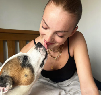 Klientka Amorly ze swoim pupilem